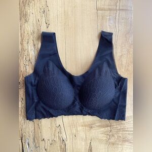 New Women’s Lace Padded Pullover Lounge Bra